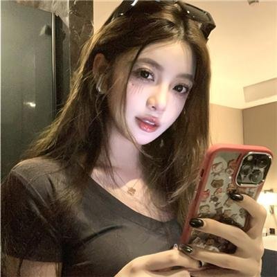 面纱下的那不勒斯